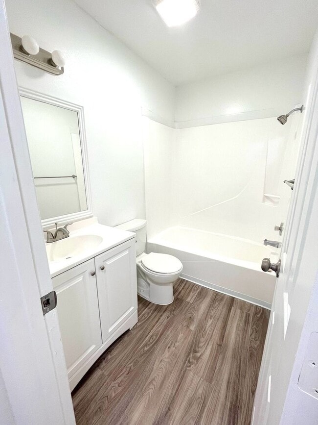 Photo - One Bedroom Unit with On site Laundry! Unit 15