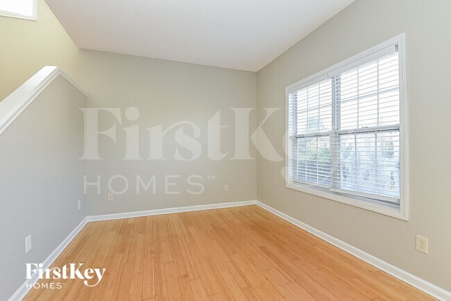 405 Westwind Ct