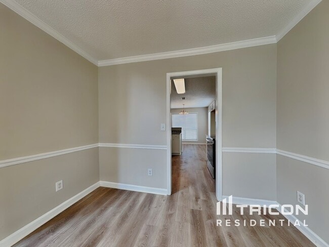 Photo - 130 Kyle Way