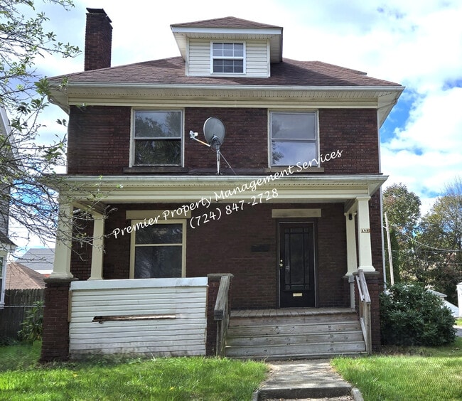 Building Photo - 180 Cedar Ave