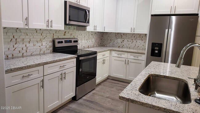 Photo - 44 Regency Dr