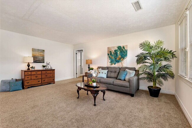 "Charming 3-Bedroom Haven with Spacious 2200 Sq Ft Layout in Lascassas, TN!"