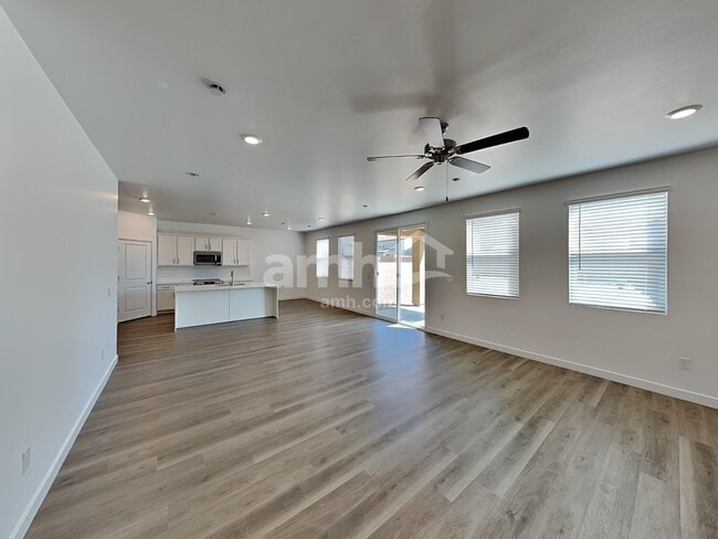 Photo - 9516 Harkes Dr