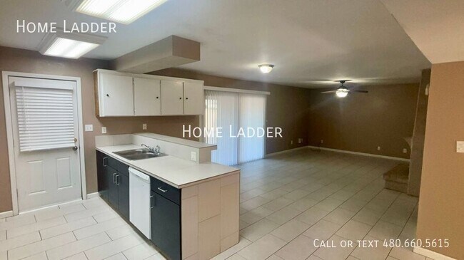 Photo - 1128 E Broadmor Dr