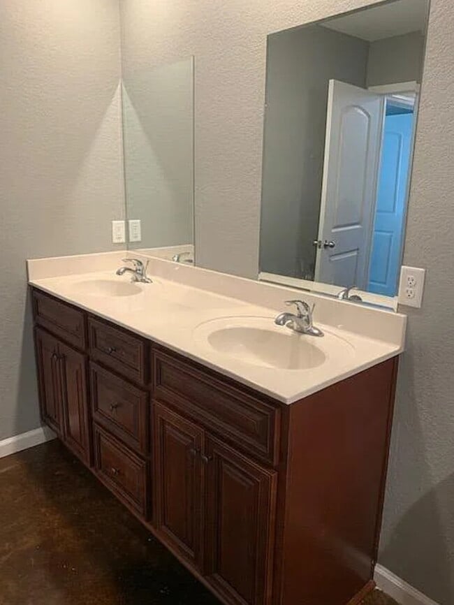 Photo - Charming 2 Bed, 1 Bath Apartment in Brookland, AR - Don't Miss Out! Unidad 1