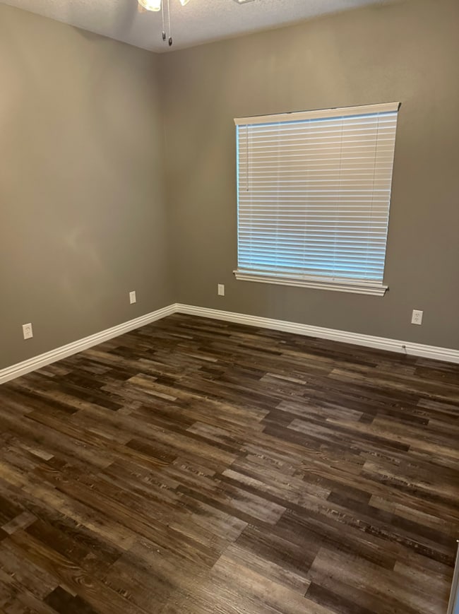 Photo - 6032 Foliage Rd Unit -A