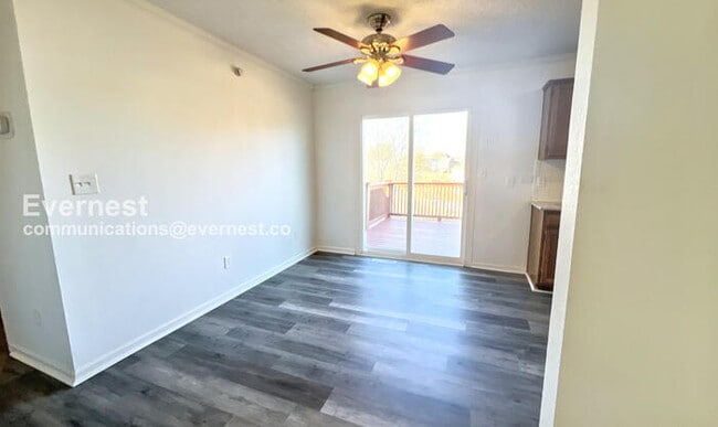 Photo - 1021 SE Steeple Dr