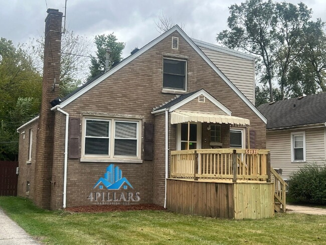 Building Photo - "Charming 3-Bedroom Home with Spacious Lay...