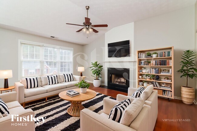 Photo - 1627 Eagle Dr