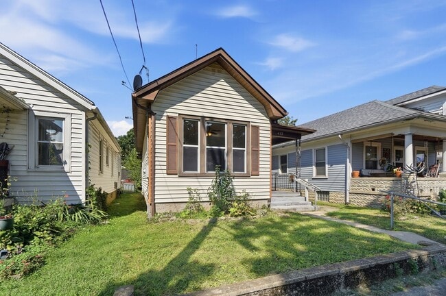 Photo - 413 Lockwood Ave