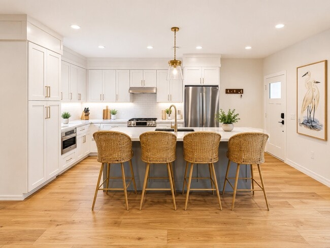 Photo - 624 N Clementine St Unidad B