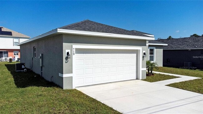 Photo - 719 Martin Ln