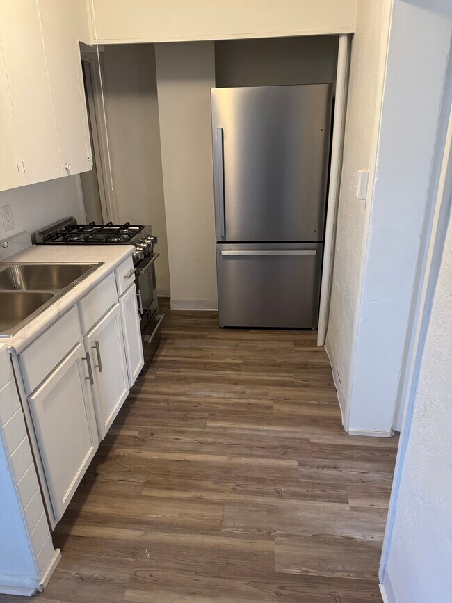 Photo - 3612 Ingersoll Ave