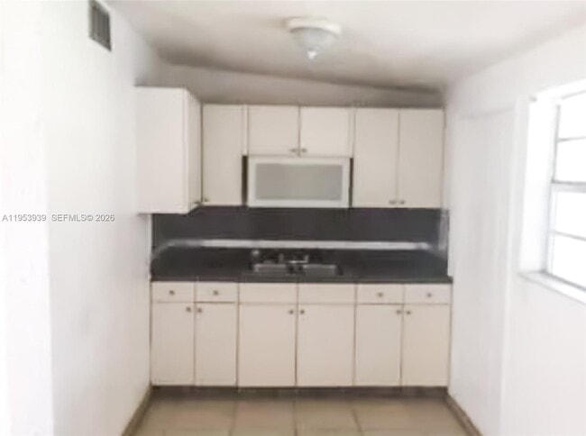 Photo - 1530 NW 11th Ct