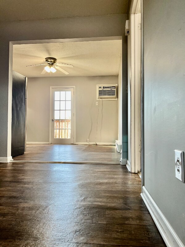 Photo - 143 Hendricks Blvd Unit 143-4