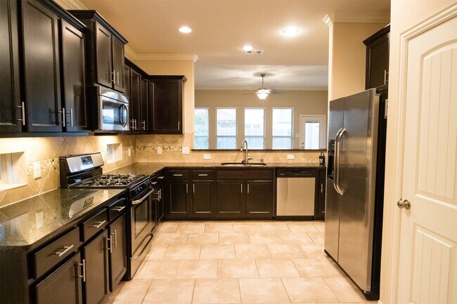 Photo - 7042 Bristol Memorial Dr