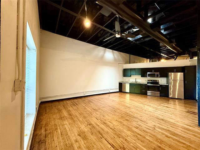 Building Photo - 2007 S Ervay St Unit 2005-103