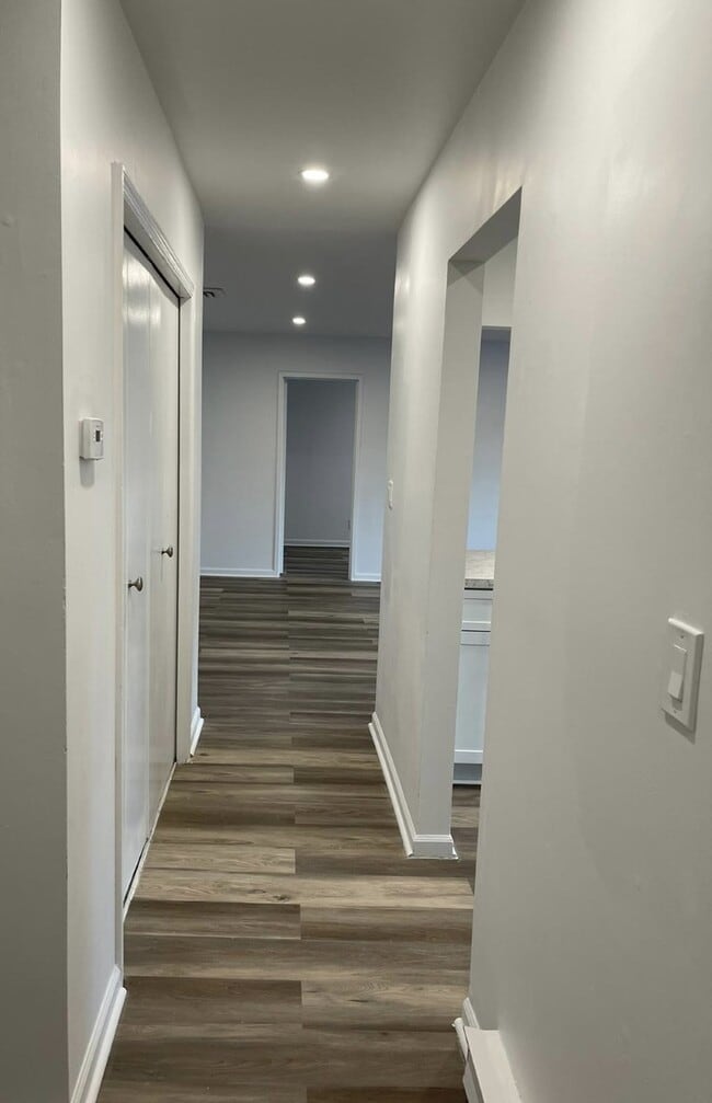 Dutch Village Apartments For Rent in Kingston, NY