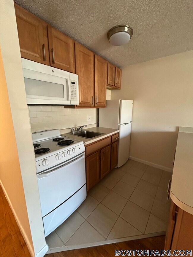 66 Homer Ave Unit 201