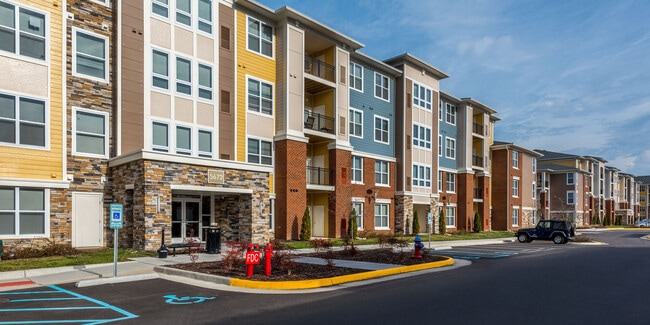 Infinity at Centerville Crossing