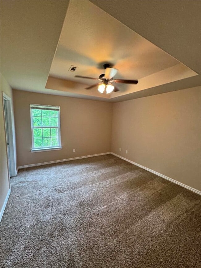 Photo - 540 Stowers Ave