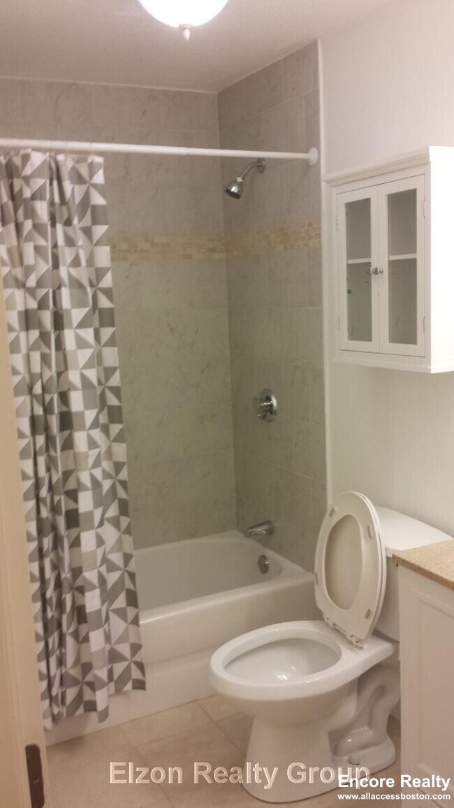 Photo - 276 Chestnut Hill Ave Unit 3