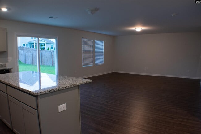 Photo - 1074 Begonia Dr