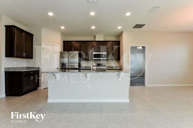 Photo - 1261 Spokane Pt