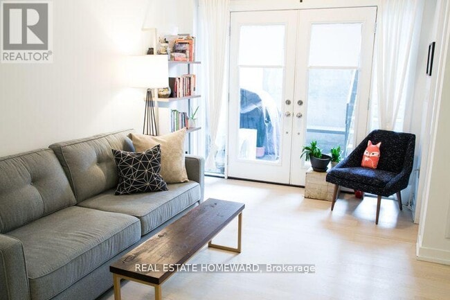 Photo - 150 Broadview Ave