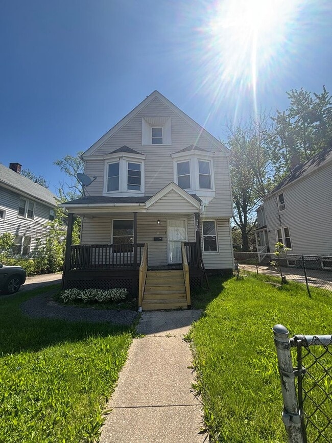 Building Photo - 4bd Single Cash Pay/Section 8