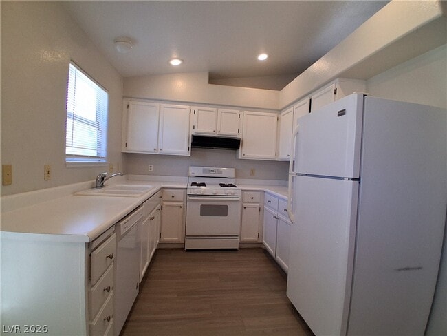 8009 Cetus Cir Unidad 201
