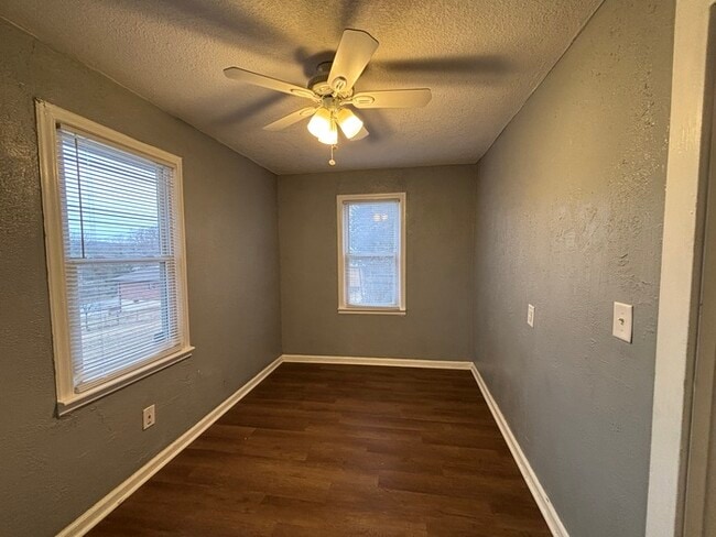 Photo - Charming 4BR 1BA Home w/ Wide Yard in Independence