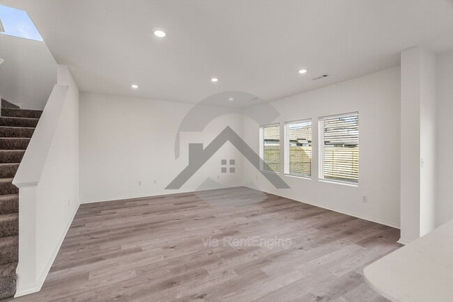 Photo - 10809 Mason Dr