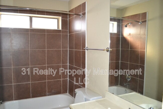 Photo - 5917 Beckett Dr