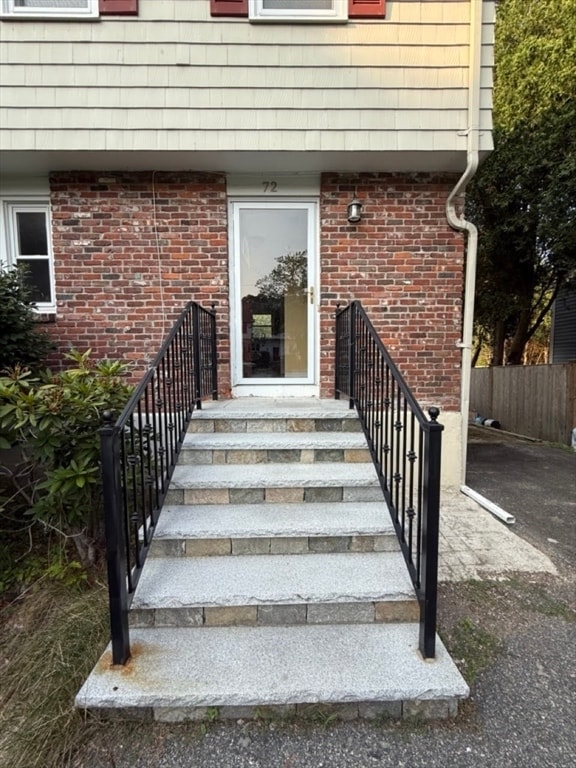 Photo - 72 Grassland St