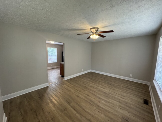 Photo - 620 Artic Ave