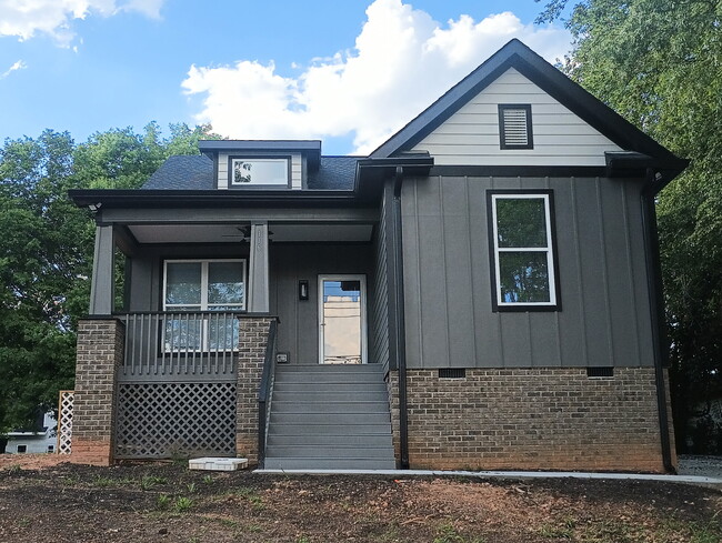 Photo - 116 Stagg St House