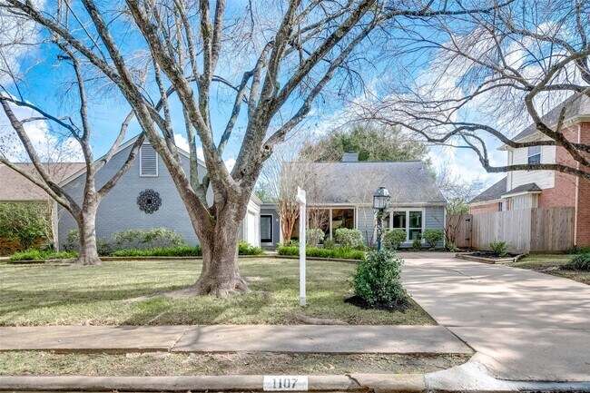 Photo - 1107 Stoney Hill Dr