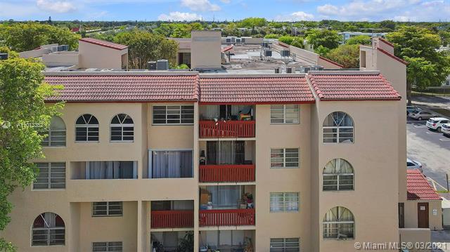 Photo - 10661 SW 108th Ave Unit 3H