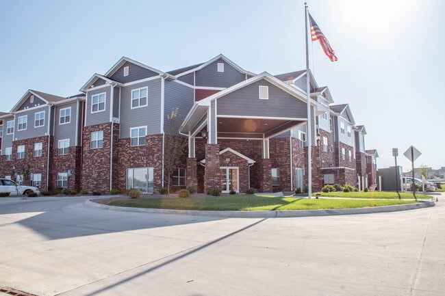 Scenic Meadows - Scenic Meadows Apartments