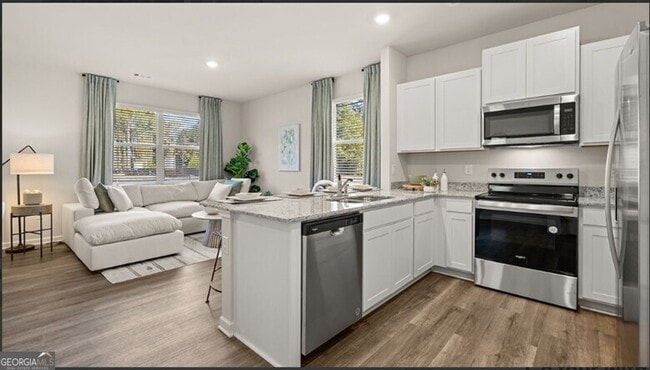 Photo - 17 Silverbell Ln