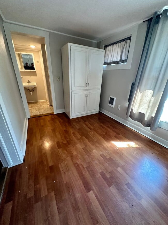 Photo - 306 W 6th Ave Unit #2