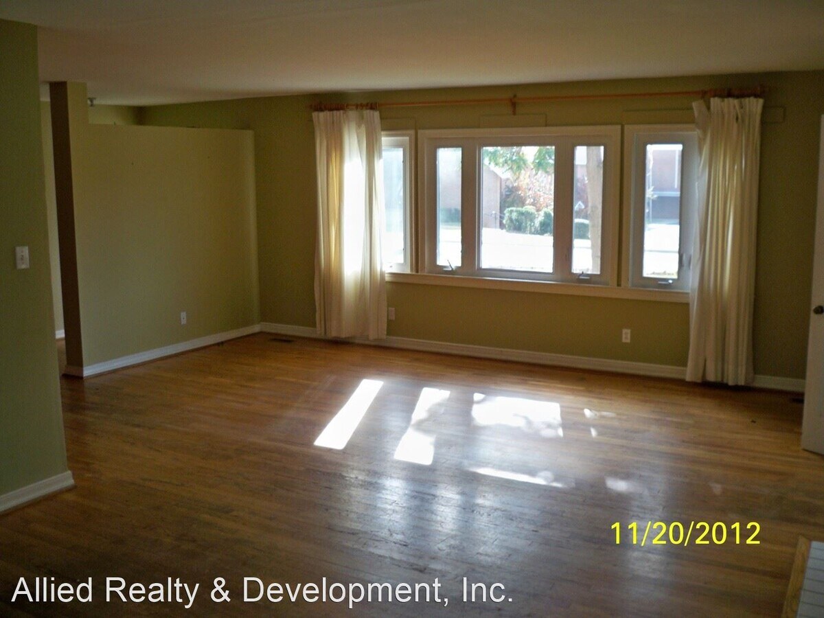 Photo - 3 br, 2 bath House - 2200 Loop Road