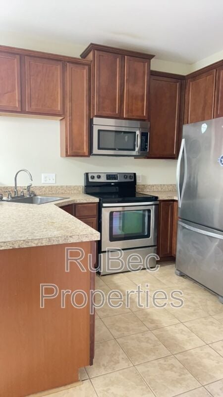 Photo - 2103 Chantilly Ln