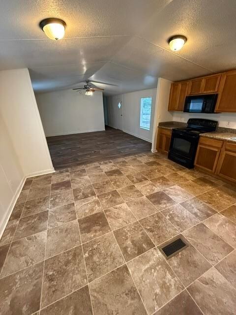1427 Rita Rd
