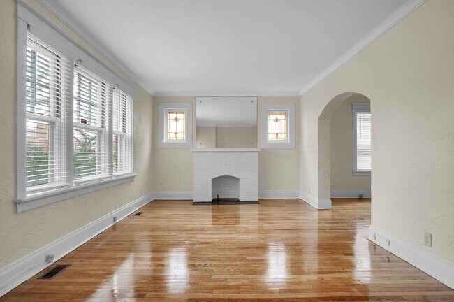 Photo - 7230 Amherst Ave Unit FF