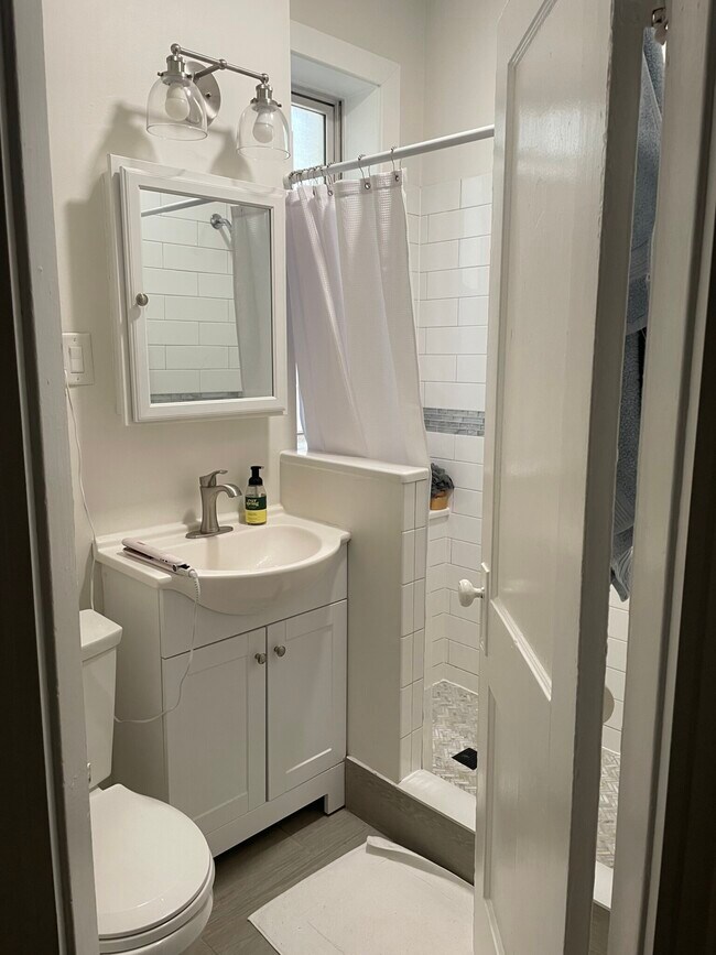 Photo - 8 Saint Germain St Unidad 5