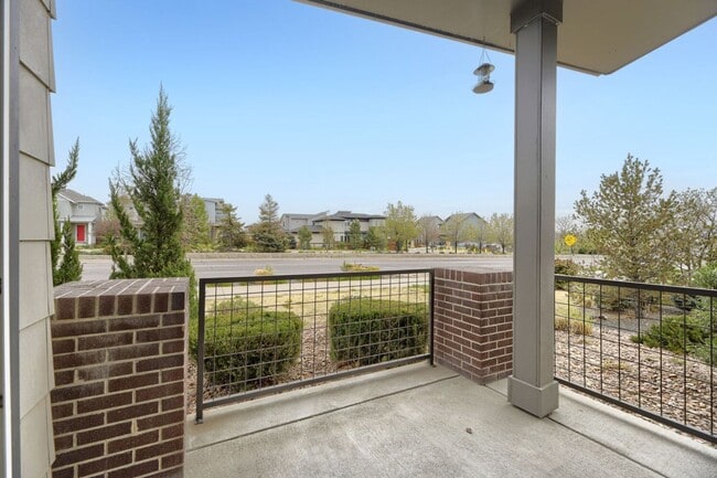 Photo - Modern End-Unit Townhome in Desirable Midtown