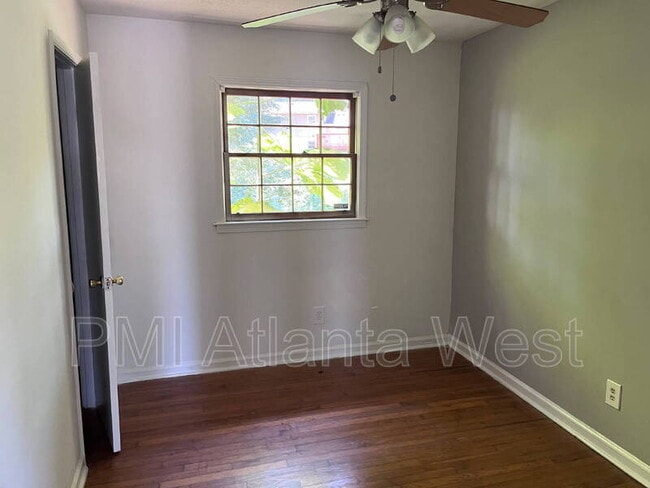 Photo - 165 Hidden Brook Ct