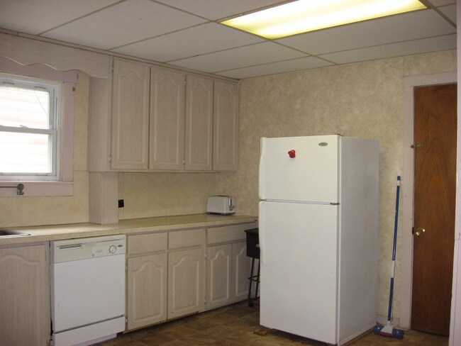 Photo - 18 Harrington Ave